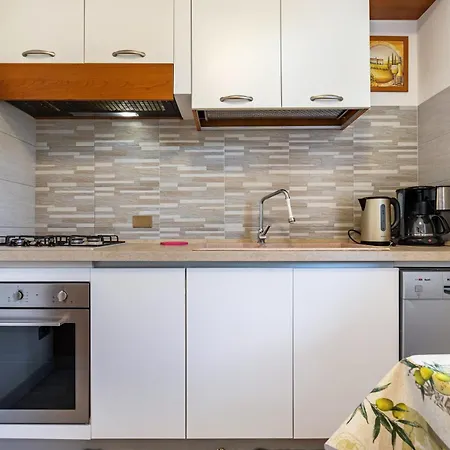 Casa Elena Holiday home *